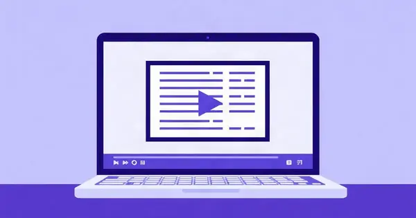 Ноутбук с видеоплеером, на экране вместо кадра — строки текста